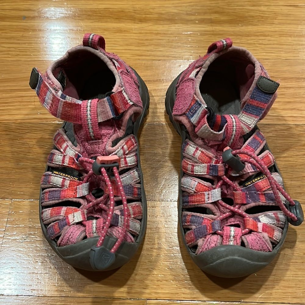 KEEN girl waterproof sandals size 11.